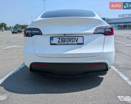 Белый Тесла Model Y, объемом двигателя 0 л и пробегом 39 тыс. км за 29500 $, фото 6 на Automoto.ua