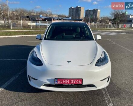 Білий Тесла Model Y, об'ємом двигуна 0 л та пробігом 43 тис. км за 32500 $, фото 4 на Automoto.ua
