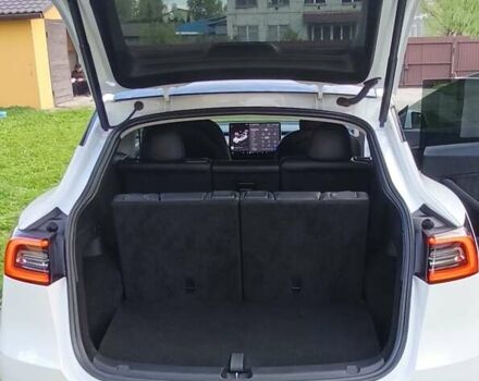 Белый Тесла Model Y, объемом двигателя 0 л и пробегом 69 тыс. км за 23500 $, фото 10 на Automoto.ua