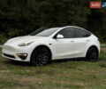 Тесла Model Y 2022 у Городке на Automoto.ua Білий Тесла Model Y, об'ємом двигуна 0 л та пробігом 102 тис. км за 28200 $, фото 1 на Automoto.ua