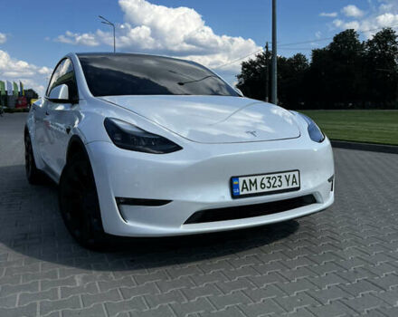 Белый Тесла Model Y, объемом двигателя 0 л и пробегом 59 тыс. км за 27999 $, фото 4 на Automoto.ua