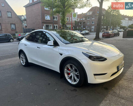 Білий Тесла Model Y, об'ємом двигуна 0 л та пробігом 54 тис. км за 34250 $, фото 1 на Automoto.ua