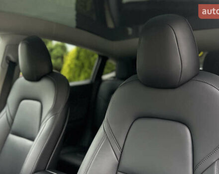 Білий Тесла Model Y, об'ємом двигуна 0 л та пробігом 23 тис. км за 37500 $, фото 19 на Automoto.ua