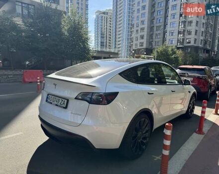 Белый Тесла Model Y, объемом двигателя 0 л и пробегом 5 тыс. км за 45600 $, фото 1 на Automoto.ua