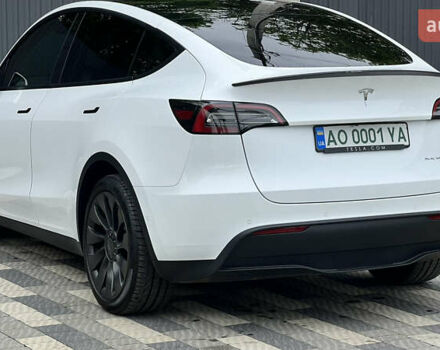 Белый Тесла Model Y, объемом двигателя 0 л и пробегом 90 тыс. км за 34999 $, фото 11 на Automoto.ua