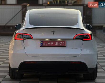 Белый Тесла Model Y, объемом двигателя 0 л и пробегом 59 тыс. км за 30500 $, фото 15 на Automoto.ua