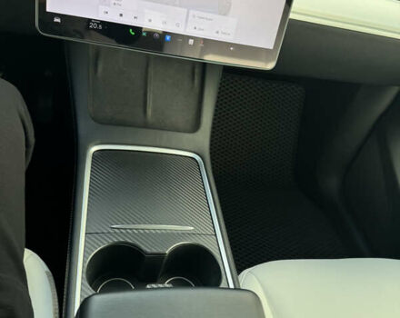 Белый Тесла Model Y, объемом двигателя 0 л и пробегом 95 тыс. км за 25500 $, фото 12 на Automoto.ua