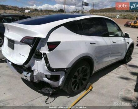 Белый Тесла Model Y, объемом двигателя 0 л и пробегом 49 тыс. км за 28000 $, фото 5 на Automoto.ua