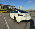 Белый Тесла Model Y, объемом двигателя 0 л и пробегом 61 тыс. км за 27000 $, фото 5 на Automoto.ua