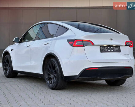 Белый Тесла Model Y, объемом двигателя 0 л и пробегом 47 тыс. км за 24900 $, фото 7 на Automoto.ua