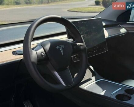 Белый Тесла Model Y, объемом двигателя 0 л и пробегом 56 тыс. км за 26000 $, фото 34 на Automoto.ua