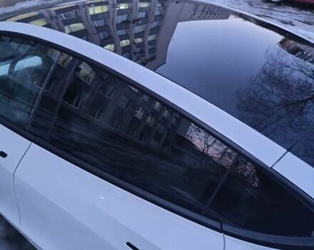 Белый Тесла Model Y, объемом двигателя 0 л и пробегом 4 тыс. км за 47000 $, фото 6 на Automoto.ua