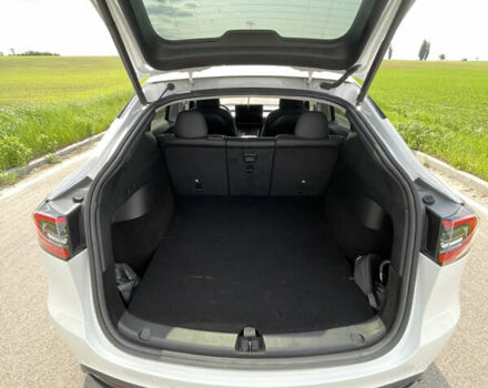 Белый Тесла Model Y, объемом двигателя 0 л и пробегом 76 тыс. км за 24900 $, фото 17 на Automoto.ua