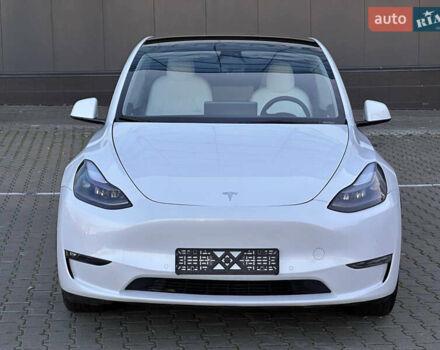 Белый Тесла Model Y, объемом двигателя 0 л и пробегом 47 тыс. км за 24900 $, фото 2 на Automoto.ua