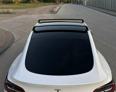 Белый Тесла Model Y, объемом двигателя 0 л и пробегом 94 тыс. км за 24500 $, фото 13 на Automoto.ua