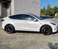 Белый Тесла Model Y, объемом двигателя 0 л и пробегом 62 тыс. км за 25950 $, фото 22 на Automoto.ua