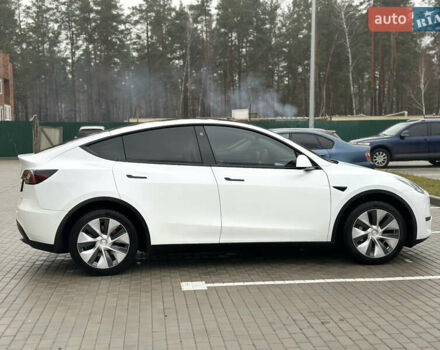 Белый Тесла Model Y, объемом двигателя 0 л и пробегом 117 тыс. км за 24999 $, фото 3 на Automoto.ua