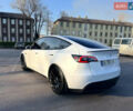 Белый Тесла Model Y, объемом двигателя 0 л и пробегом 62 тыс. км за 28000 $, фото 4 на Automoto.ua