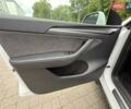 Белый Тесла Model Y, объемом двигателя 0 л и пробегом 47 тыс. км за 27500 $, фото 17 на Automoto.ua