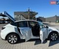 Белый Тесла Model Y, объемом двигателя 0 л и пробегом 12 тыс. км за 30500 $, фото 4 на Automoto.ua