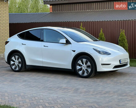 Белый Тесла Model Y, объемом двигателя 0 л и пробегом 25 тыс. км за 31500 $, фото 1 на Automoto.ua