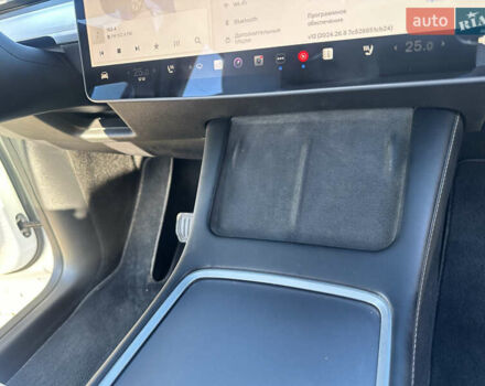 Белый Тесла Model Y, объемом двигателя 0 л и пробегом 55 тыс. км за 36800 $, фото 20 на Automoto.ua