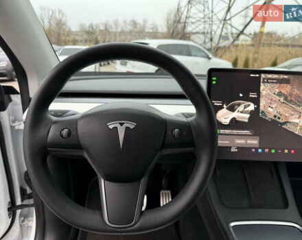 Белый Тесла Model Y, объемом двигателя 0 л и пробегом 25 тыс. км за 29900 $, фото 24 на Automoto.ua