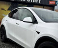 Білий Тесла Model Y, об'ємом двигуна 0 л та пробігом 62 тис. км за 27400 $, фото 12 на Automoto.ua