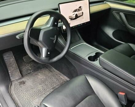 Белый Тесла Model Y, объемом двигателя 0 л и пробегом 20 тыс. км за 35000 $, фото 8 на Automoto.ua