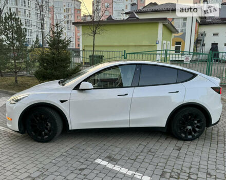 Білий Тесла Model Y, об'ємом двигуна 0 л та пробігом 18 тис. км за 39500 $, фото 1 на Automoto.ua