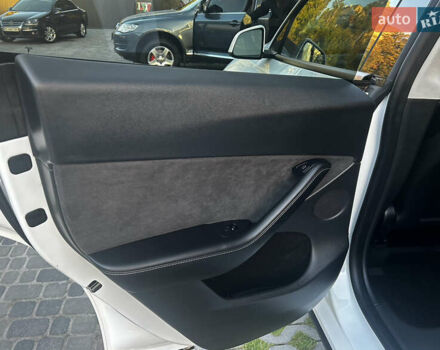 Тесла Model Y 2022 в Тернополе на Automoto.ua Белый Тесла Model Y, объемом двигателя 0 л и пробегом 52 тыс. км за 27300 $, фото 11 на Automoto.ua