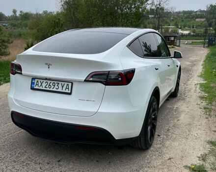 Белый Тесла Model Y, объемом двигателя 0 л и пробегом 5 тыс. км за 36500 $, фото 2 на Automoto.ua