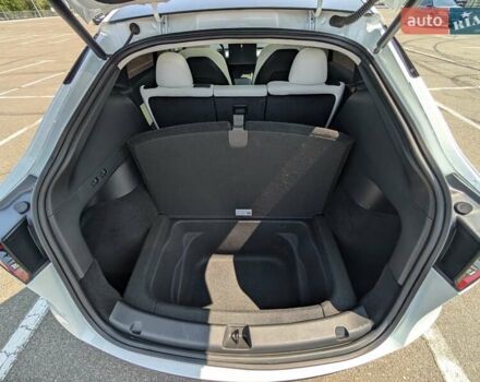 Белый Тесла Model Y, объемом двигателя 0 л и пробегом 39 тыс. км за 29500 $, фото 29 на Automoto.ua