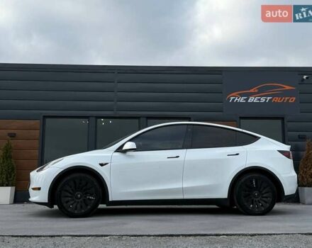 Тесла Model Y 2022 в Ровно на Automoto.ua Белый Тесла Model Y, объемом двигателя 0 л и пробегом 83 тыс. км за 22500 $, фото 3 на Automoto.ua