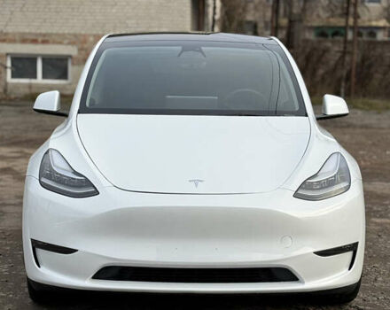 Белый Тесла Model Y, объемом двигателя 0 л и пробегом 16 тыс. км за 26500 $, фото 1 на Automoto.ua