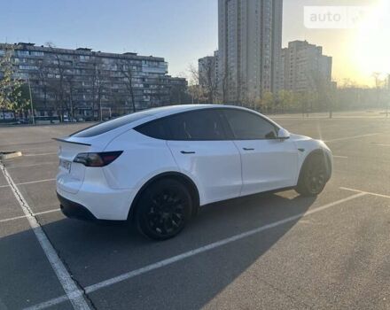 Белый Тесла Model Y, объемом двигателя 0 л и пробегом 24 тыс. км за 36500 $, фото 4 на Automoto.ua