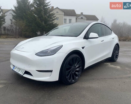 Белый Тесла Model Y, объемом двигателя 0 л и пробегом 58 тыс. км за 29500 $, фото 1 на Automoto.ua