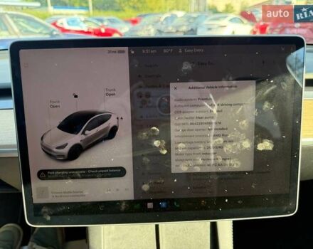 Тесла Model Y 2022 в Луцке на Automoto.ua Белый Тесла Model Y, объемом двигателя 0 л и пробегом 243 тыс. км за 18500 $, фото 13 на Automoto.ua