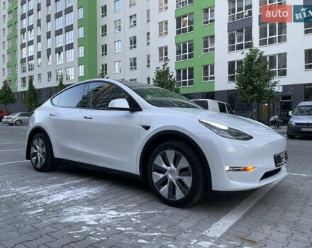 Белый Тесла Model Y, объемом двигателя 0 л и пробегом 1 тыс. км за 39000 $, фото 6 на Automoto.ua