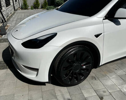 Белый Тесла Model Y, объемом двигателя 0 л и пробегом 59 тыс. км за 26999 $, фото 11 на Automoto.ua