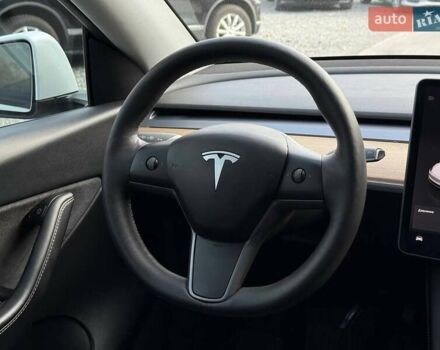 Тесла Model Y 2022 в Ровно на Automoto.ua Белый Тесла Model Y, объемом двигателя 0 л и пробегом 83 тыс. км за 22500 $, фото 46 на Automoto.ua