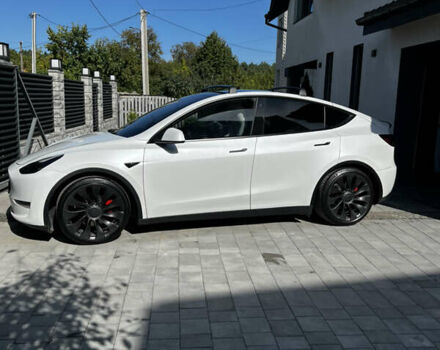 Белый Тесла Model Y, объемом двигателя 0 л и пробегом 59 тыс. км за 26999 $, фото 3 на Automoto.ua