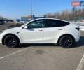 Білий Тесла Model Y, об'ємом двигуна 0 л та пробігом 32 тис. км за 32900 $, фото 1 на Automoto.ua