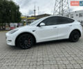 Белый Тесла Model Y, объемом двигателя 0 л и пробегом 49 тыс. км за 32500 $, фото 1 на Automoto.ua