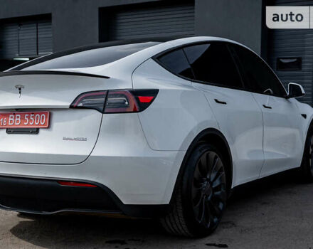 Белый Тесла Model Y, объемом двигателя 0 л и пробегом 10 тыс. км за 27900 $, фото 4 на Automoto.ua