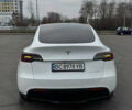 Белый Тесла Model Y, объемом двигателя 0 л и пробегом 57 тыс. км за 25600 $, фото 25 на Automoto.ua