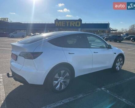 Білий Тесла Model Y, об'ємом двигуна 0 л та пробігом 43 тис. км за 32500 $, фото 8 на Automoto.ua