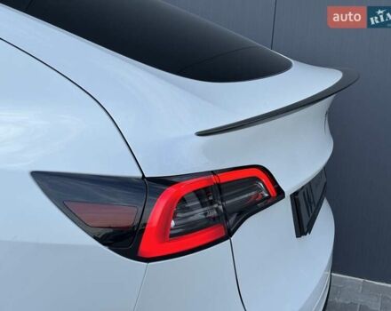 Белый Тесла Model Y, объемом двигателя 0 л и пробегом 42 тыс. км за 39900 $, фото 12 на Automoto.ua