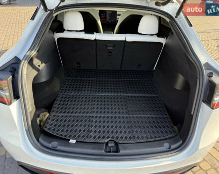 Белый Тесла Model Y, объемом двигателя 0 л и пробегом 102 тыс. км за 26000 $, фото 10 на Automoto.ua