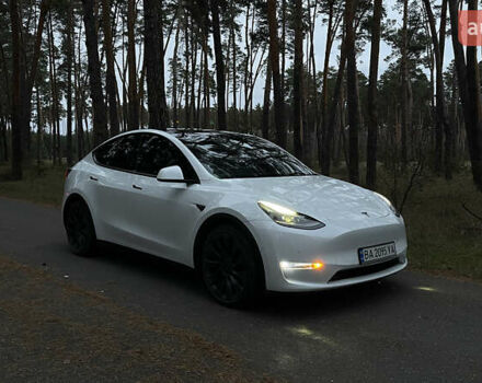 Белый Тесла Model Y, объемом двигателя 0 л и пробегом 119 тыс. км за 29000 $, фото 7 на Automoto.ua